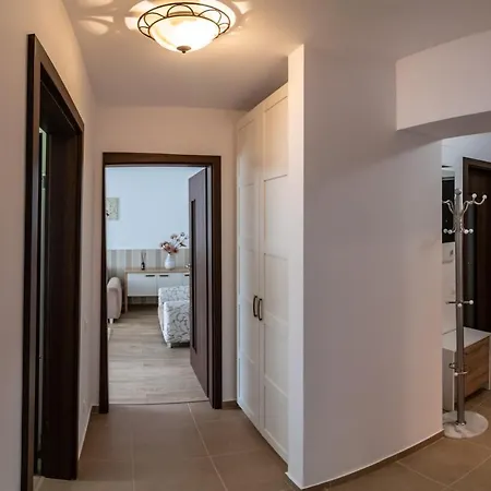 Apartment Lux Green Apartament Brasov